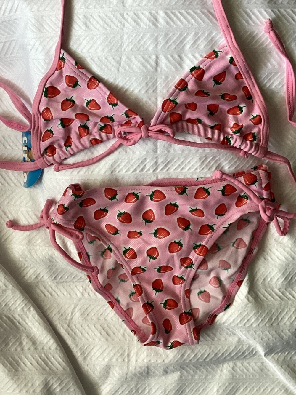 Strawberries Bikini 2 piece Girls Swimwear Pink Small 5/6